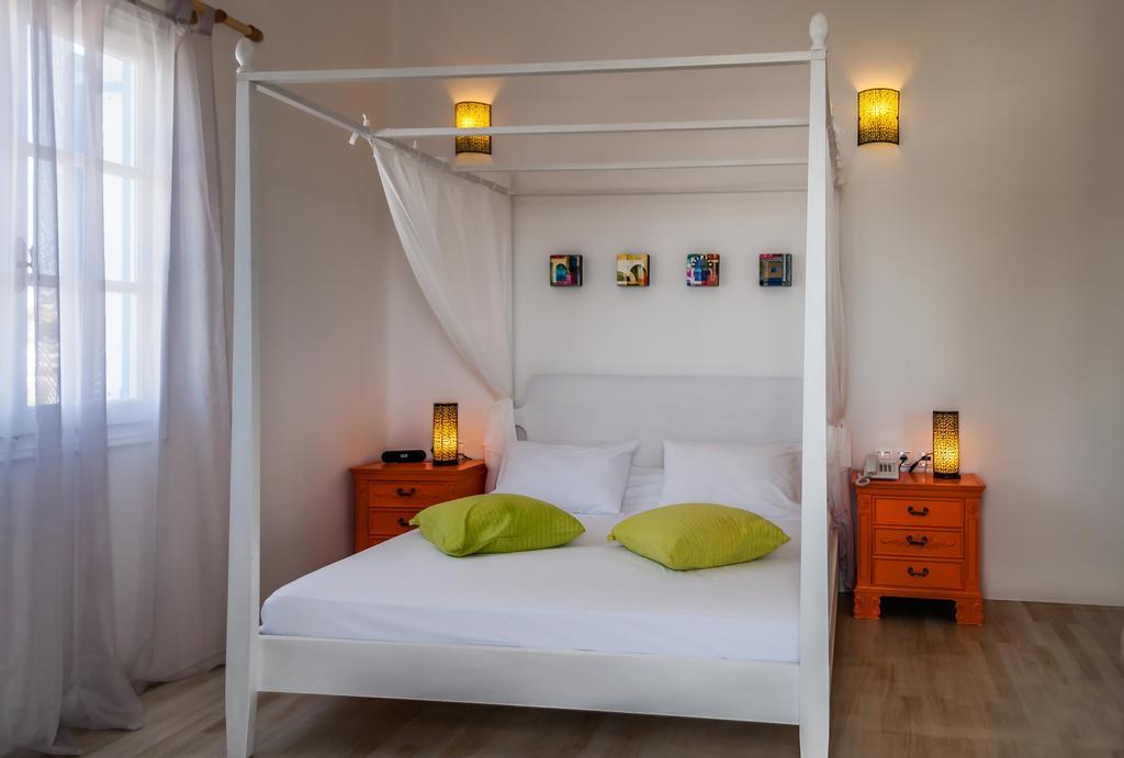 Eiriana Luxury Suites Plaka  Eksteriør bilde