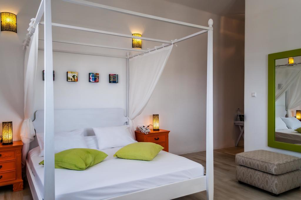 Eiriana Luxury Suites Plaka  Eksteriør bilde